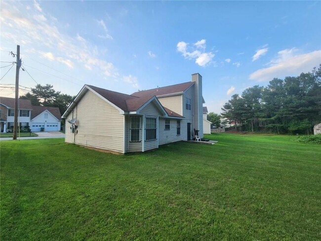 Foto del edificio - 5477 Wellborn Creek Dr