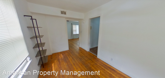 4 br, 2 bath House - 1400 Legore Ln photo'