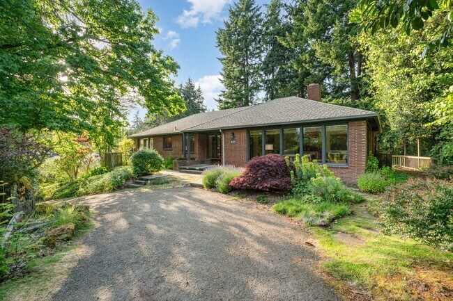 Building Photo - 4Bd/2Ba Seattle House