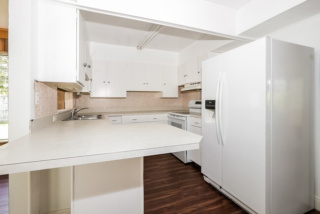 Foto del edificio - 3915 Mackinac Rd