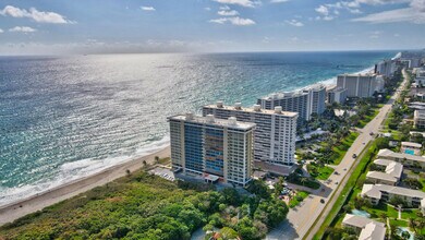 Building Photo - 1180 S Ocean Blvd