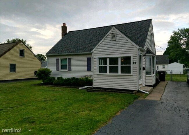 Building Photo - 2 br, 1 bath House - 42 Alden road