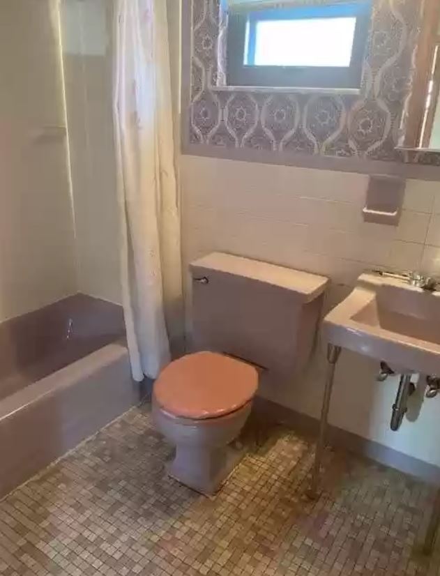 Baño - 799 Greenfield Ave