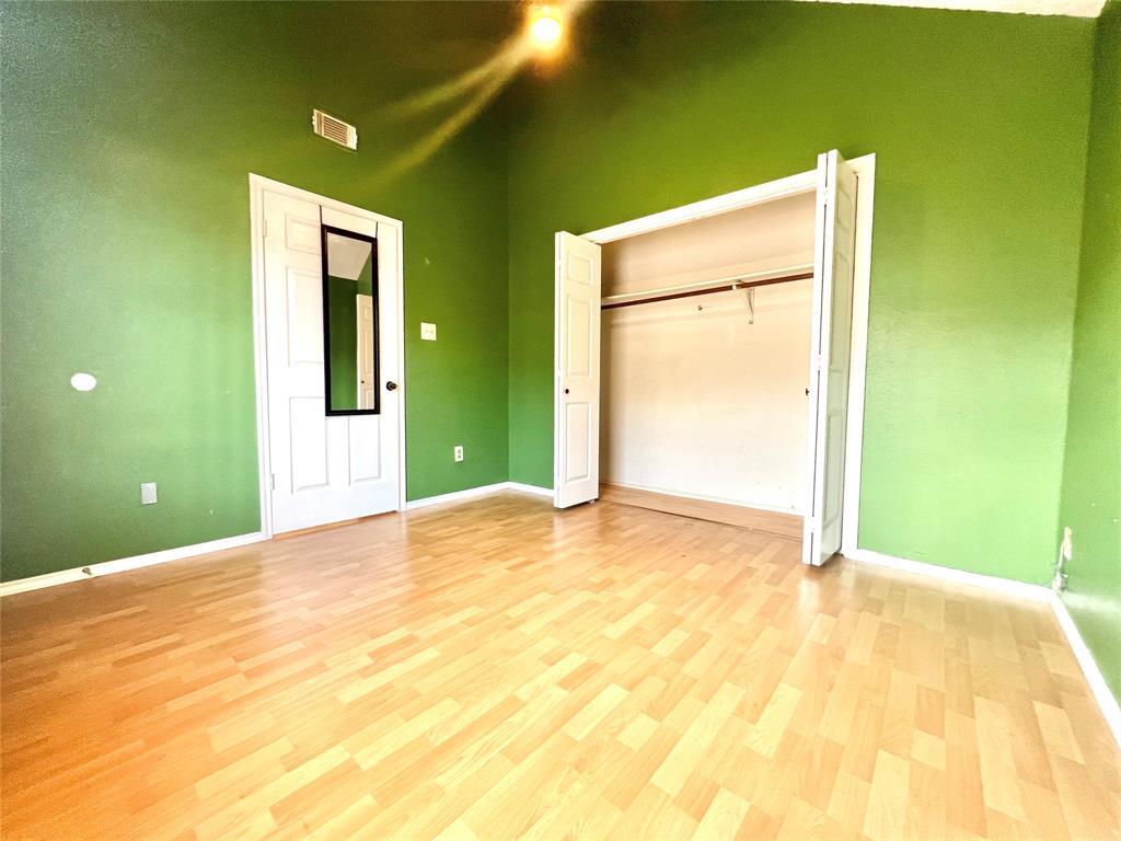 Foto principal - 11703 Glenwolde Dr