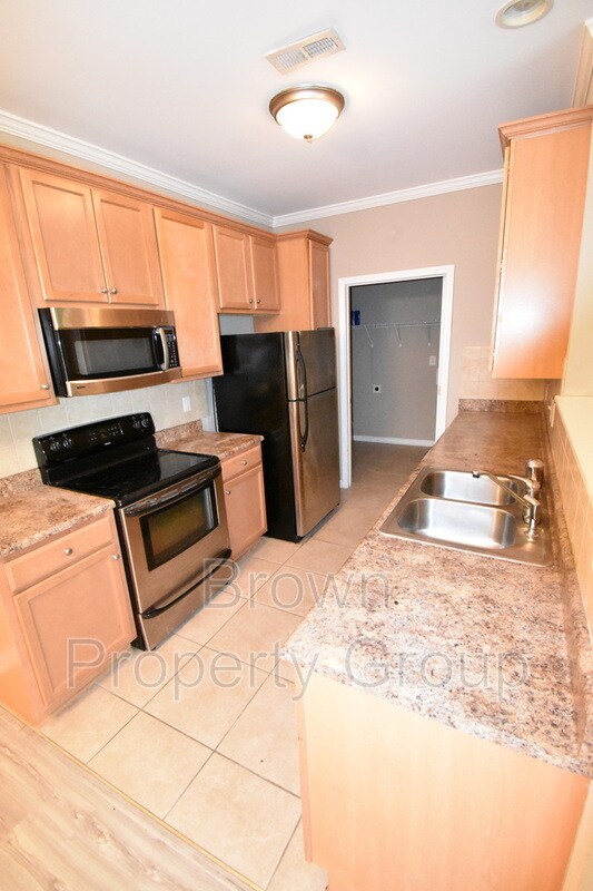 Foto del edificio - 1321 Kershaw Loop