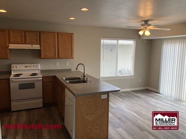 Building Photo - Herriman 2-Story home For Rent!!