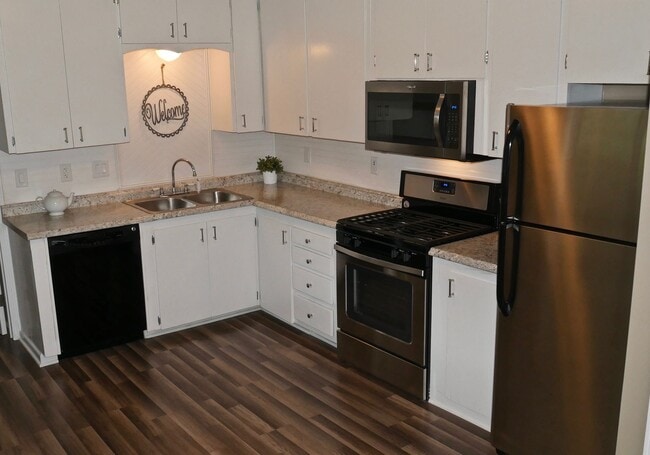 Building Photo - 11610 Cactus Jack Rd