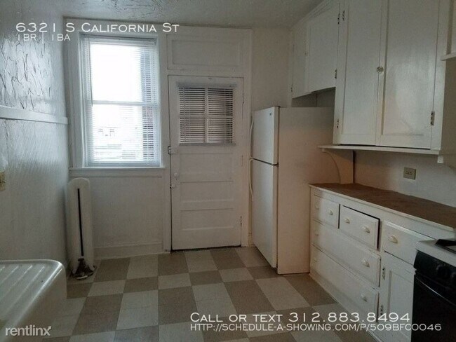 Building Photo - 6321 S California Ave