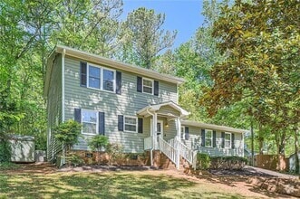 Building Photo - 1718 Country Park Way