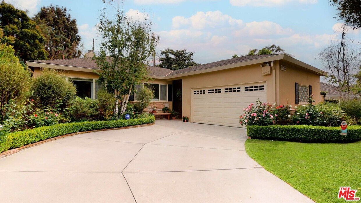 9518 Duxbury Ln, Los Angeles, CA 90034 House Rental in Los Angeles