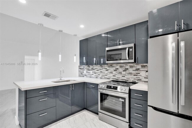 Foto del edificio - 1031 Adams Ave