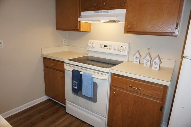 Foto del edificio - 2 Bedroom/2 Bath Townhome Near NAS Jax