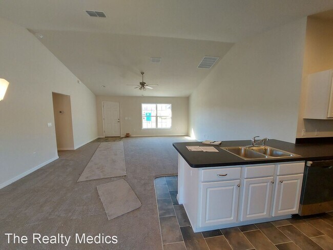 Foto del edificio - 3 br, 2 bath House - 3377 SW 153rd Place Rd