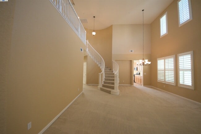 Building Photo - 1612 Marina Way