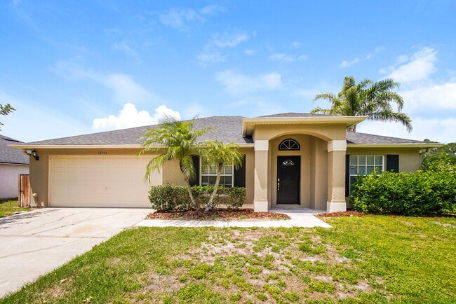 Building Photo - 13743 Riverpath Grove Dr