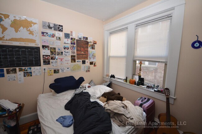 Building Photo - 881 Huntington Ave