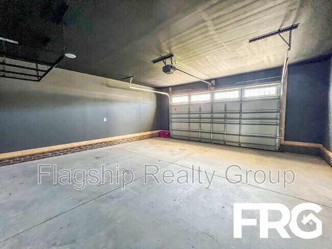 Building Photo - 202 Fynloch Chase Dr