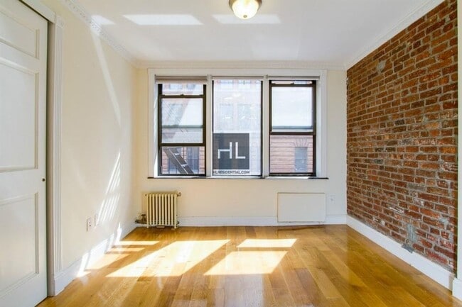 Building Photo - East 26th Street