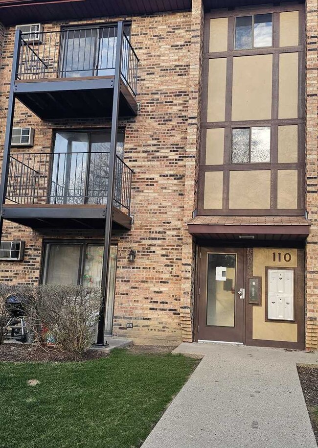 Foto del edificio - 110 Klein Creek Ct
