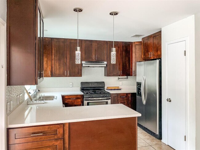 Building Photo - 11506 Gun Fight Ln