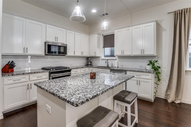 Foto del edificio - 5116 Slate St