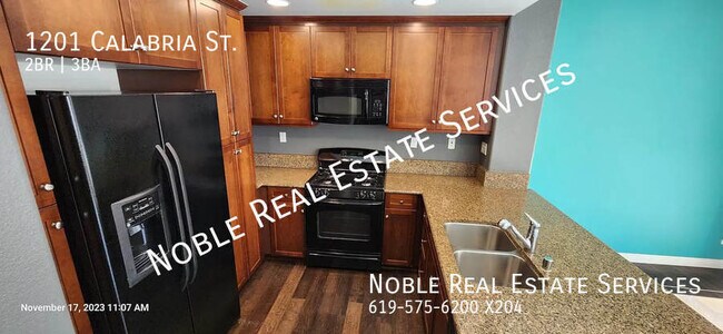 Foto del edificio - 1201 Calabria St