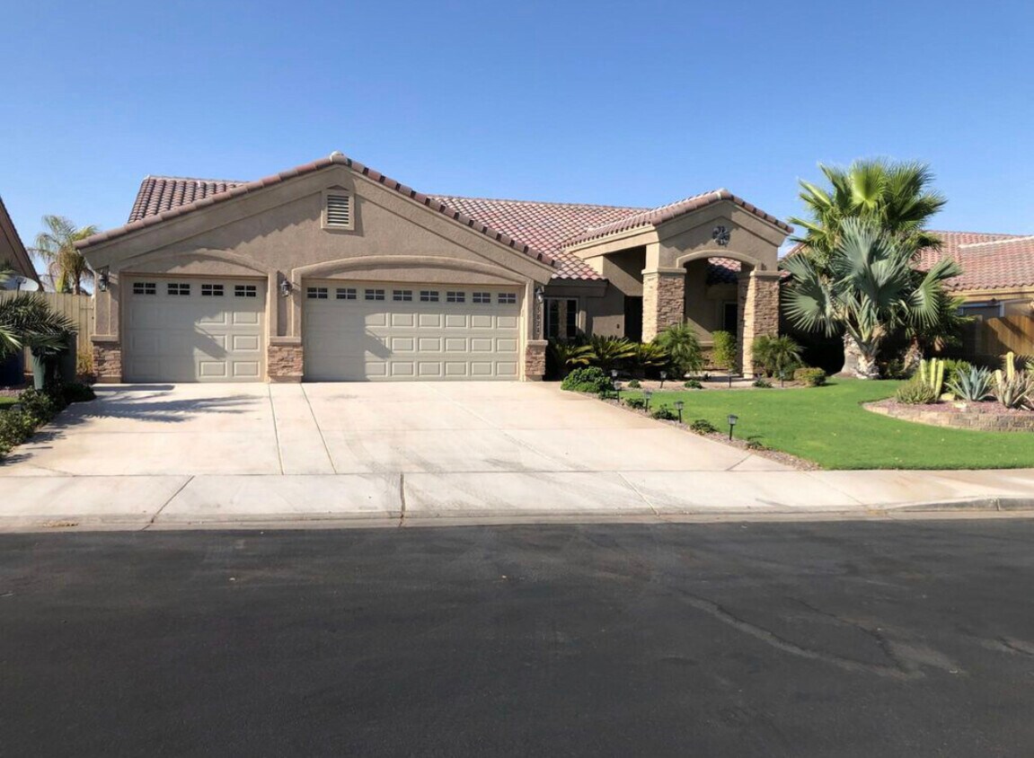 5824 E 38th Pl, Yuma, AZ 85365 House Rental in Yuma, AZ