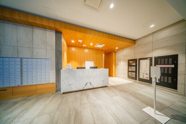 Building Photo - 8188 Fraser St