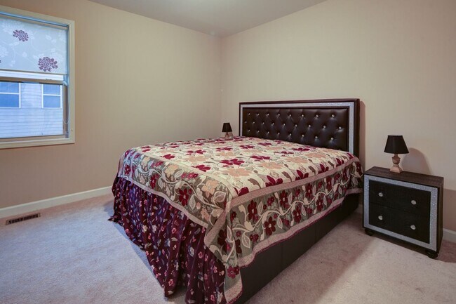 Foto del edificio - Welcome to your dream home in the gated La...