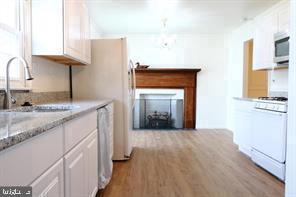 Foto del edificio - 5 Pheasant Ln