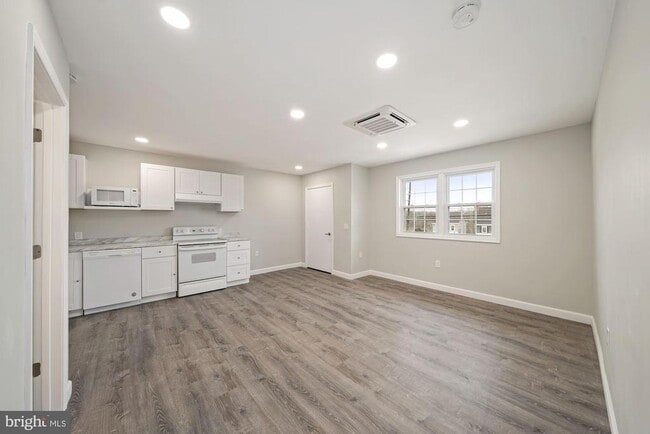 Foto del edificio - 22929 Frederick Rd
