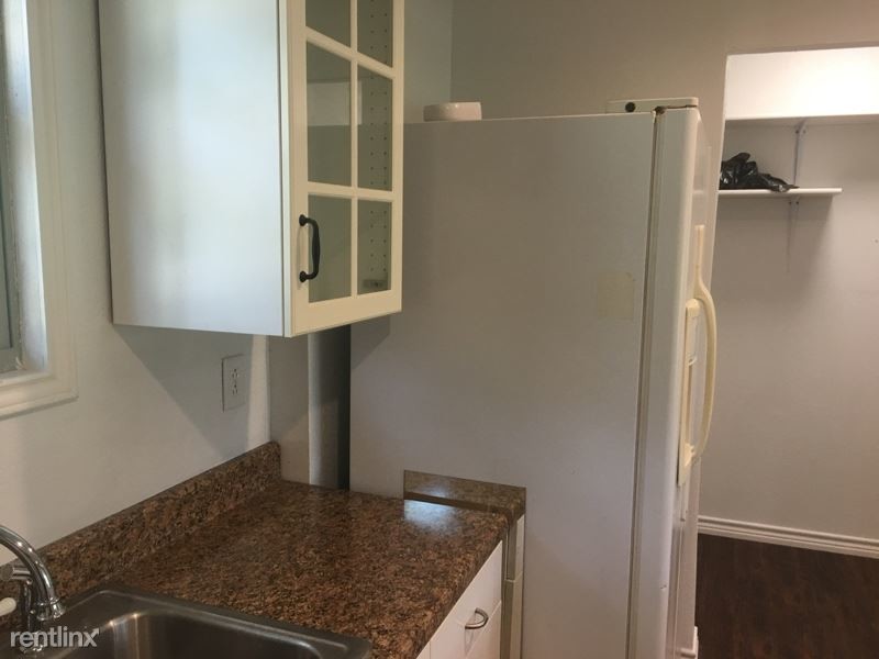 Foto del edificio - 4 br, 2 bath House - 2494 Graham St