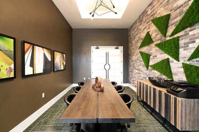 Foto del edificio - 807 Creekside Terrace Way