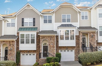 Building Photo - 5916 Longeria Ct