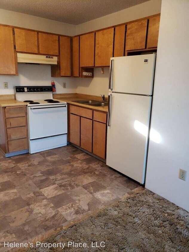 Foto principal - 145-155 NW Larry St