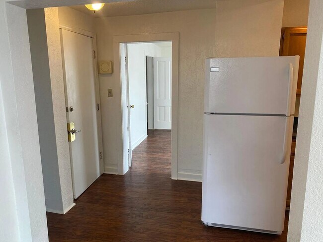 Foto del edificio - 404 S Marion St