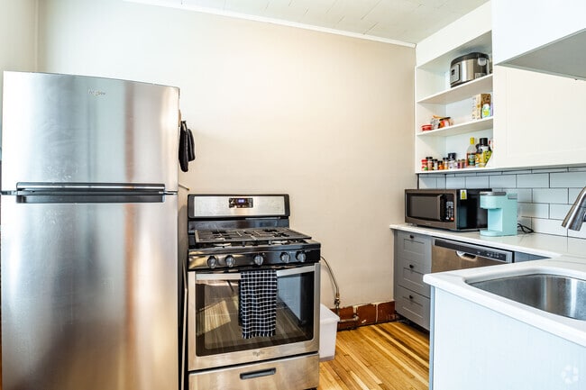 Zick Apartments - Studio - Zick Apartments