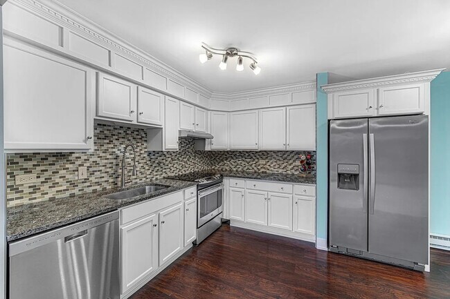Foto del edificio - 15830 Terrace Dr
