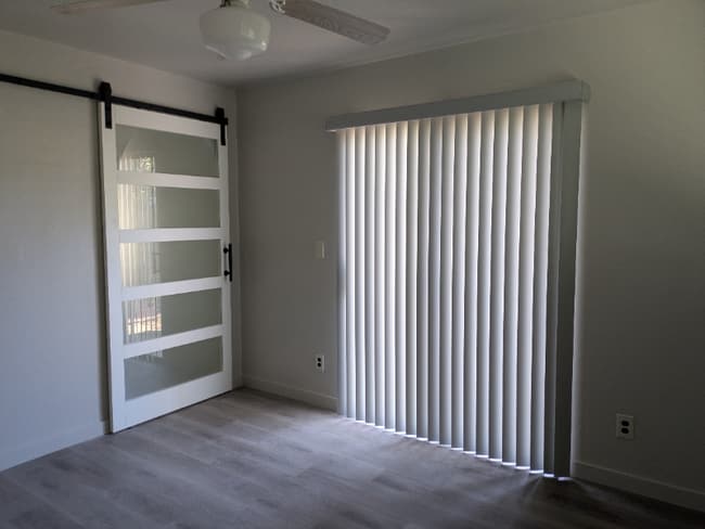 Building Photo - 1465 W Prince Rd