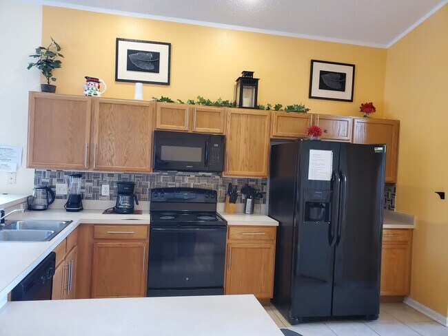 Foto del edificio - 501 Castlemain Cir