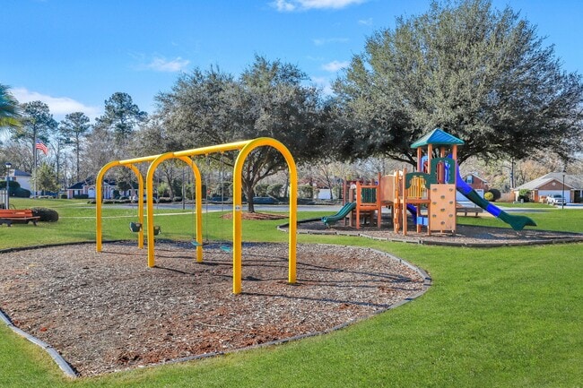 Building Photo - 79 Byron Dr