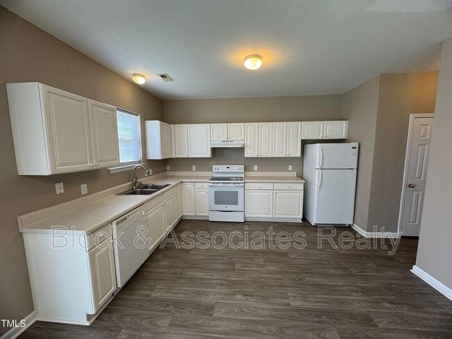 Building Photo - 1530 Eva Mae Dr