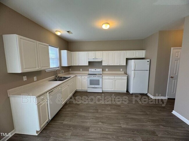 Foto del edificio - 1530 Eva Mae Dr