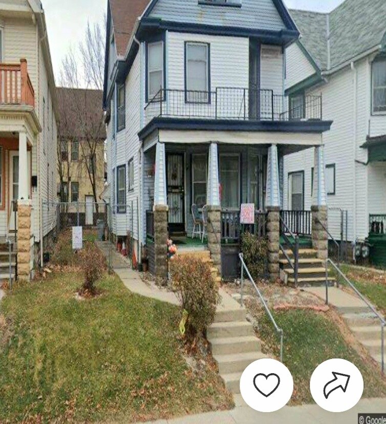 Primary Photo - 408 E Concordia Ave