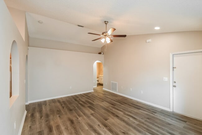 Foto del edificio - 3478 Talisman Drive