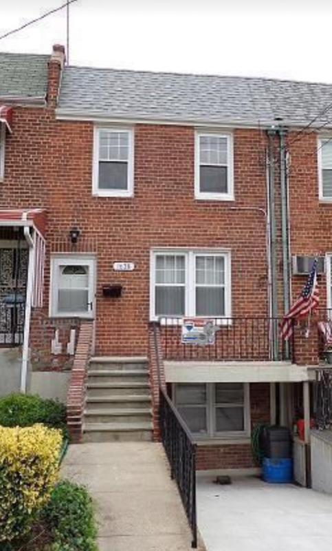 Primary Photo - 1638 Hering Ave