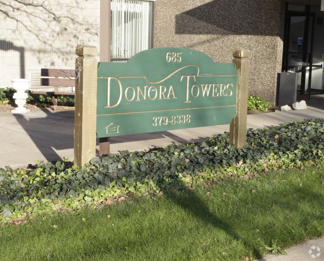 Building Photo - Donora Towers