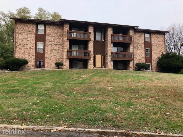 Foto principal - 805 Lancashire Dr