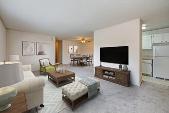 2BD, 1.5BA - 968SF - LIVING ROOM - North Church Towers Apartments