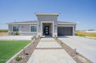 Building Photo - 12312 S 204th Dr